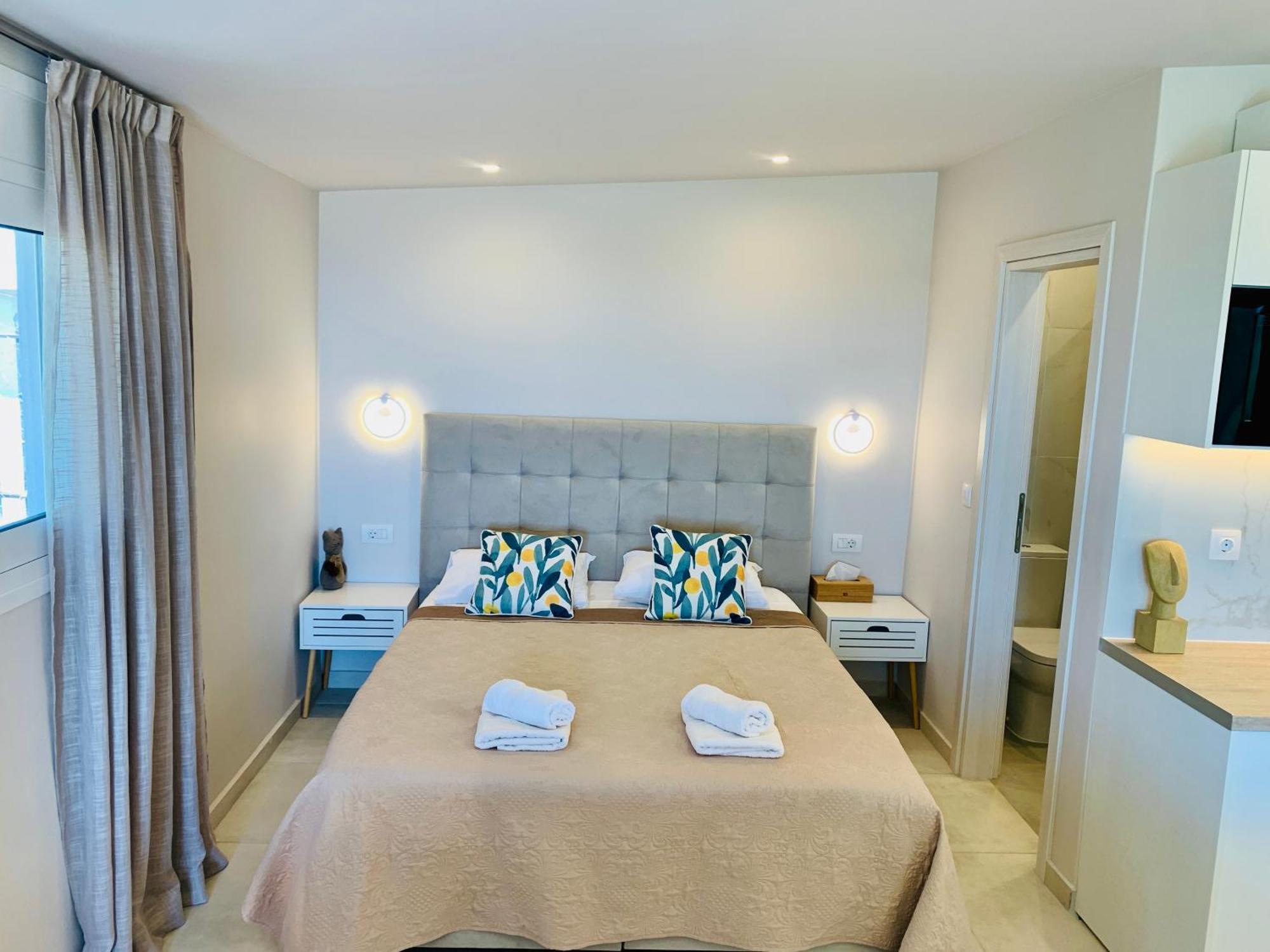 Thelfi Luxury Studio In Attica - Close To Varkiza Beach - Sea View Vari  Exterior photo